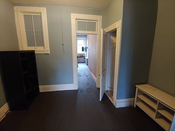3rd image of 333 15th St #3