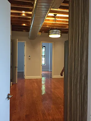 Rented by TheRealEstateCompany.com LLC | media 16