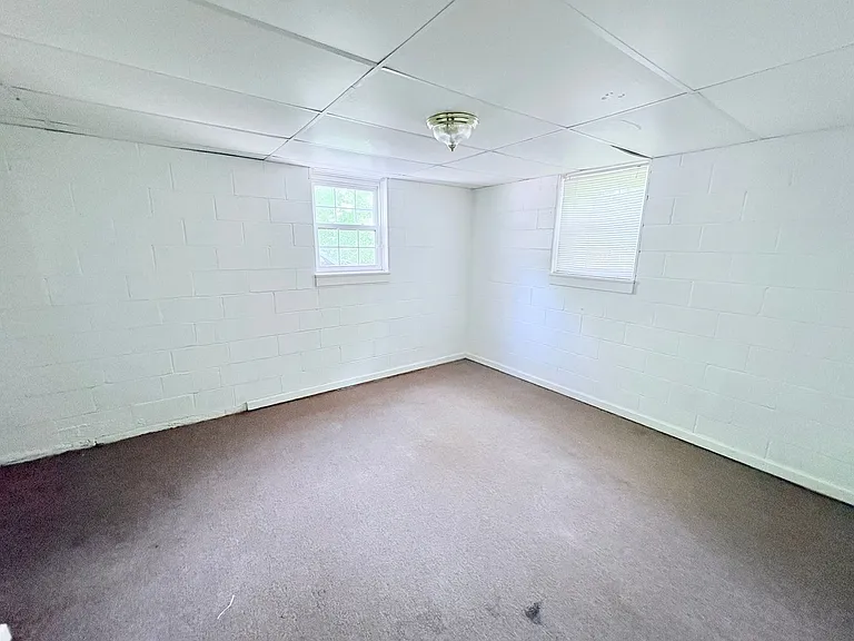 266 Riggs Dr — Photo 17