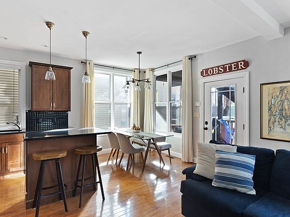 5th image of 589 E 2nd St #1
