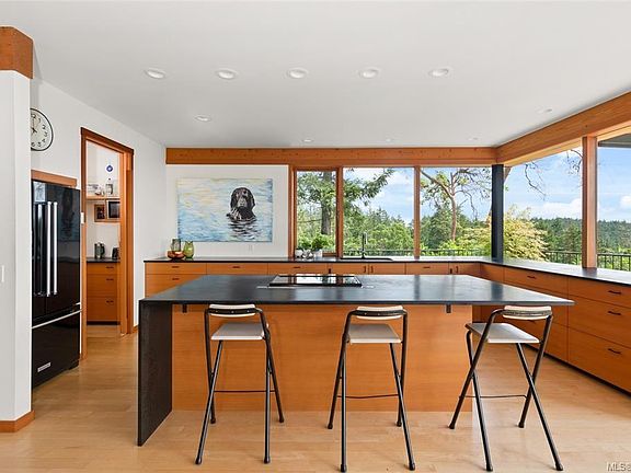 5th image of 122 Jasper Rd