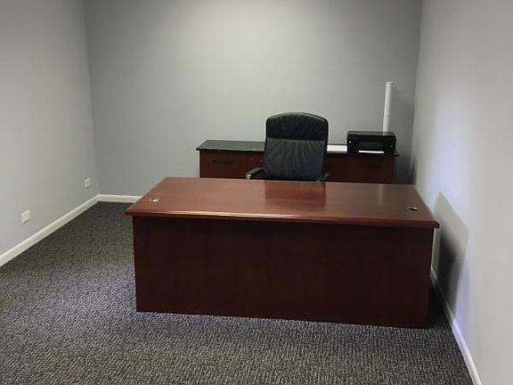 4th image of 5757 N Lincoln Ave Ste 19