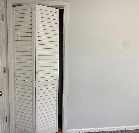 5th image of 139 Norwood St
