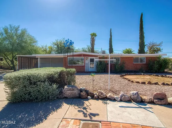 802 N Duffy Pl, Tucson, AZ 85711