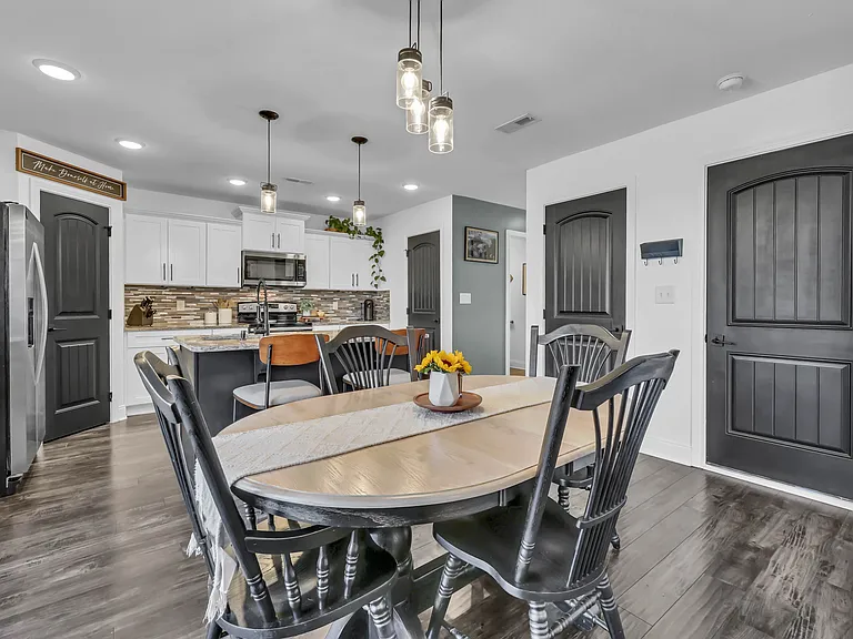 505 Sourwood Dr — Photo 11