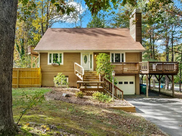 2 Turnberry Ct, Arden, NC 28704