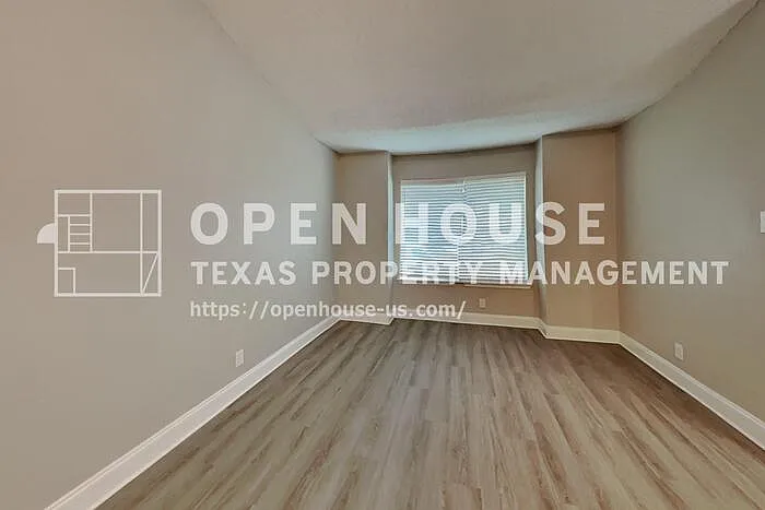 6014 Hollyleaf Dr — Photo 5