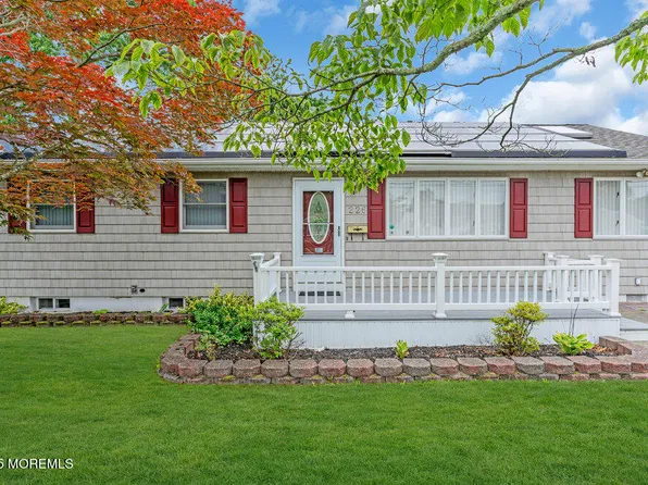 226 Carol Drive, Toms River, NJ 08753