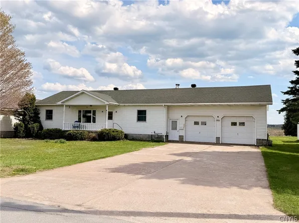 6986 William St, Croghan, NY 13327