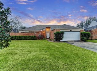 2531 Jester Ln, Stafford, TX 77477