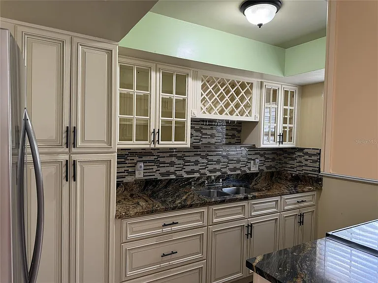 1316 Mill Creek Pl — Photo 3