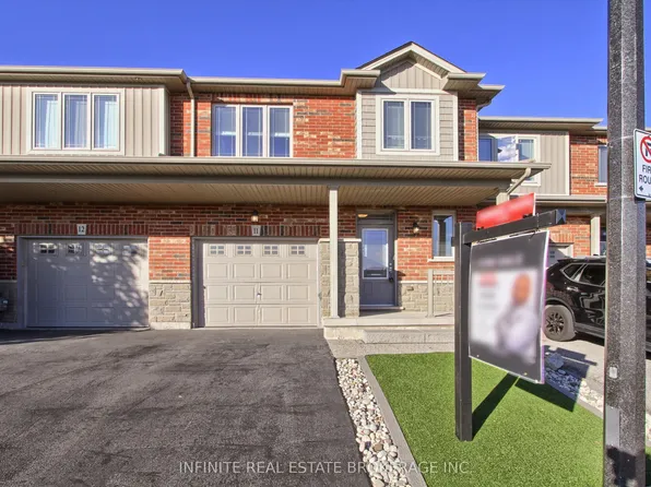 380 Lake St #11, Grimsby, ON L3M 0E8