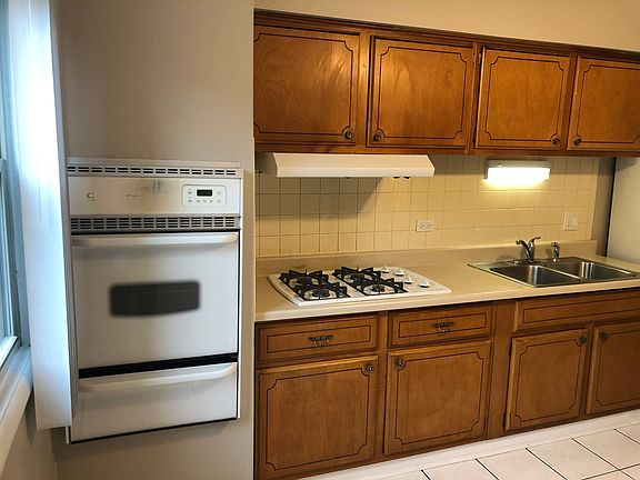3rd image of 20 N Garfield St APT 4