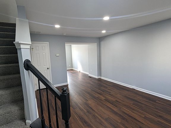 4th image of 1744 Tiger Lily Cir
