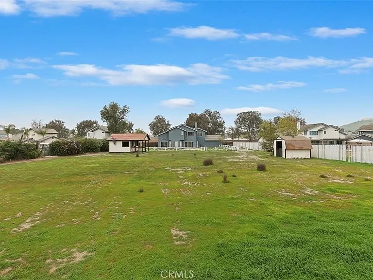 2766 Broken Lance Dr — Photo 35