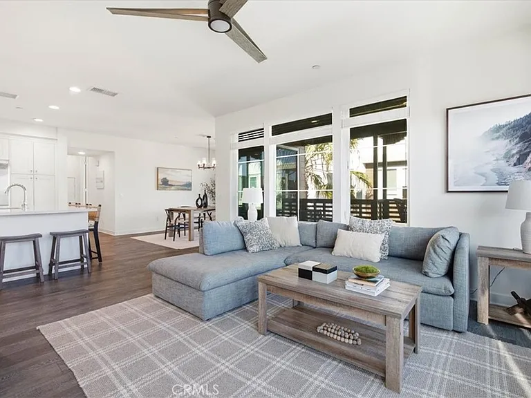 657 Doheny Way — Photo 11