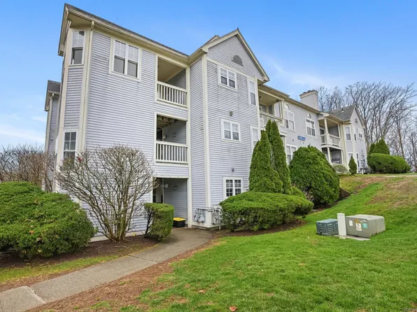 75 Redwood Drive #1301, East Haven, CT 06513