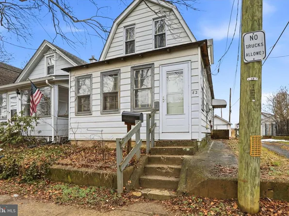 82 Central Ave, Morrisville, PA 19067