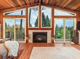 10859 Gold Hill Dr, Grass Valley, CA 95945