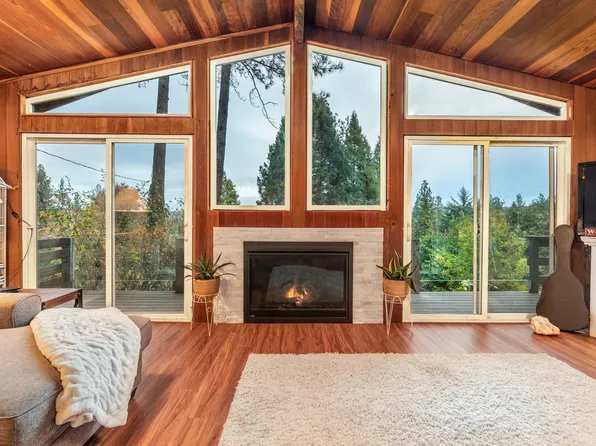 10859 Gold Hill Dr, Grass Valley, CA 95945