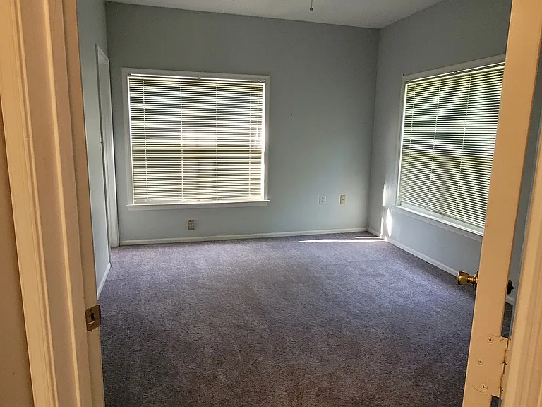 8710 Groffs Mill Dr #8710 — Photo 17