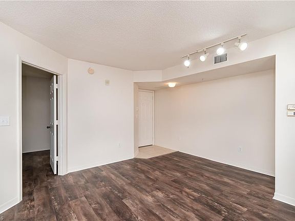 3rd image of 8940 Colonnades Ct E APT 716