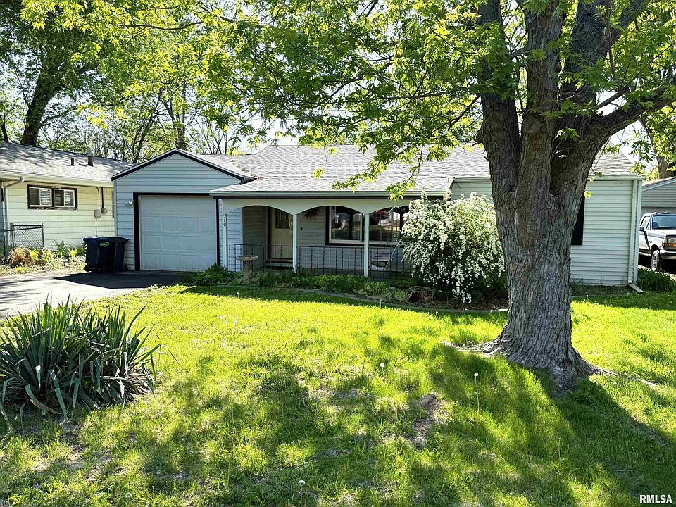 1st image of 210 Bergman Ave