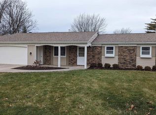 1302 Hiawatha Pl, Auburn, IN 46706