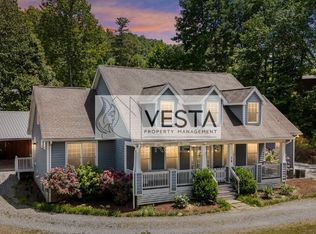 26 Sellers Ln, Black Mountain, NC 28711