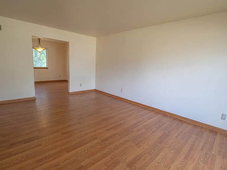 42091 Greenwood Dr — Photo 14