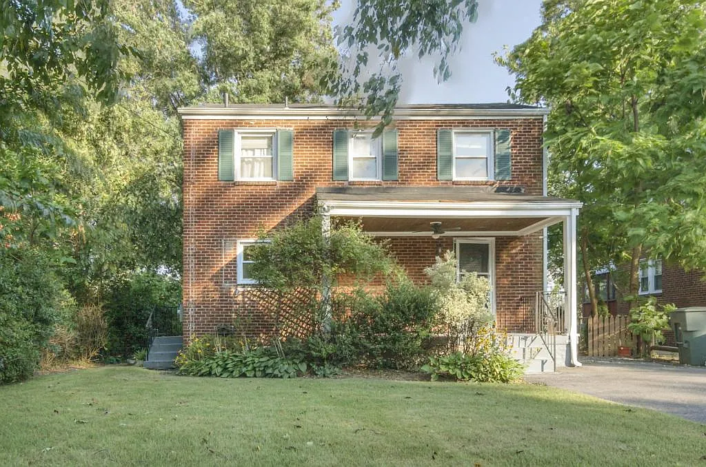 8411 Potomac Ave — Photo 4