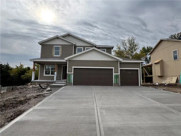 19779 W 122nd Ter, Olathe, KS 66061
