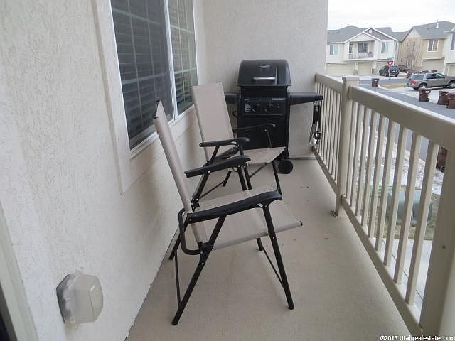 1st image of 939 Chelsea Ln