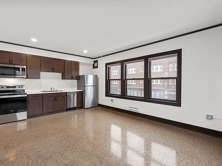 Concordia 27 Apartments - Free 1G Internet & Parking — Photo 43