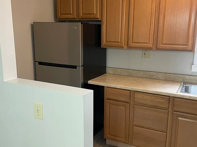 811 Ferry St #2 — Photo 6