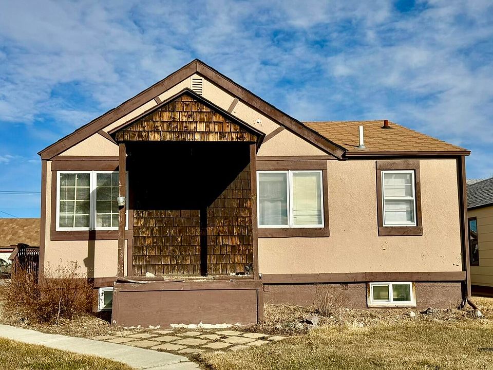 1st image of 220 Hill St