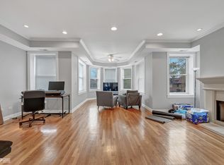 1520 W Birchwood Ave #2, Chicago, IL 60626