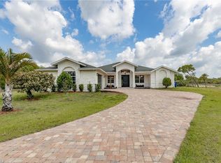 2440 Moore Ave, Alva, FL 33920