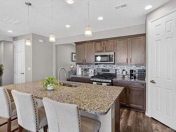 4th image of 22350 E Mansfield Place