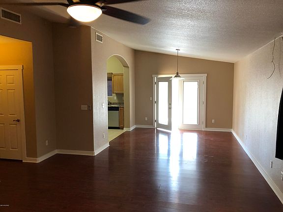 5th image of 2229 W Roundwood Pl