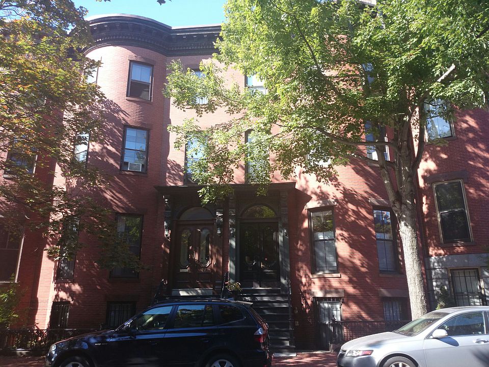 2nd image of 92 Pembroke St
