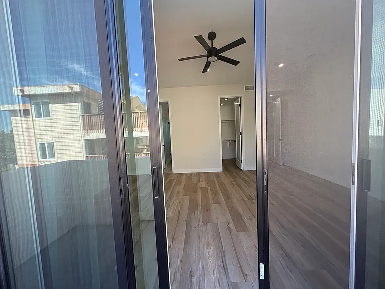 260 Donax Ave — Photo 34
