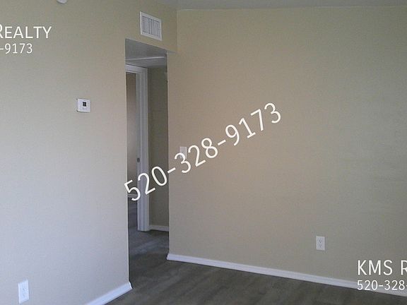 3rd image of 526 W Pennsylvania Dr #A