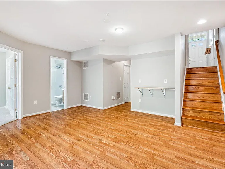 2442 Rippling Brook Rd — Photo 29