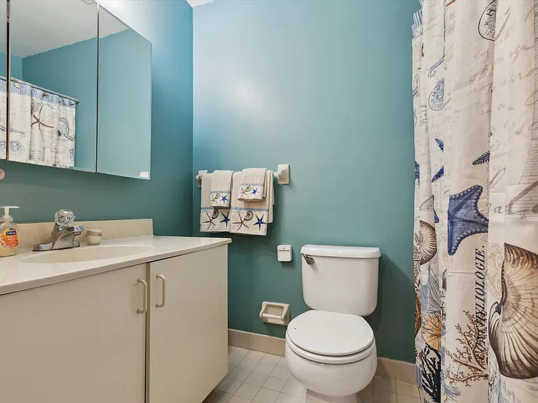 126 Wood St — Photo 4