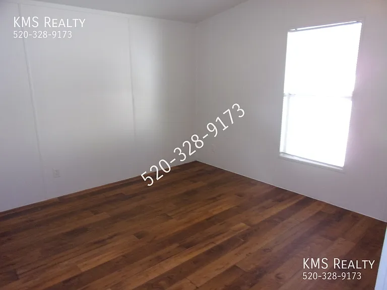 761 W Lightstar Cir — Photo 15