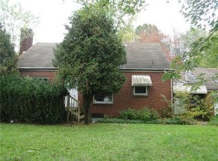 65 Lansdowne Blvd, Youngstown, OH 44506