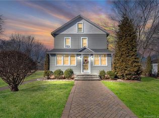 27 Eddy St, Avon, CT 06001