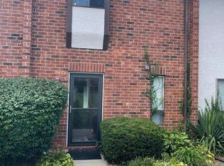 75 Merlin Dr, Westerville, OH 43081