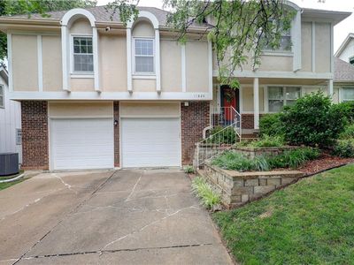 11820 W 99th Ter, Overland Park, KS, 66214